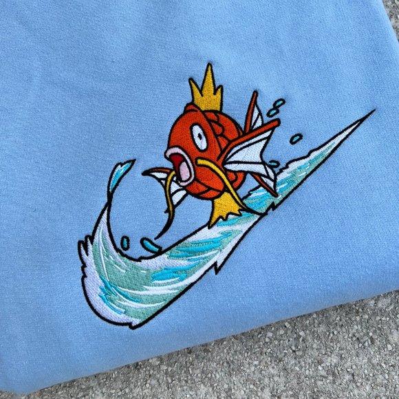 Magikarp CREWNECK - Picture 3 of 3